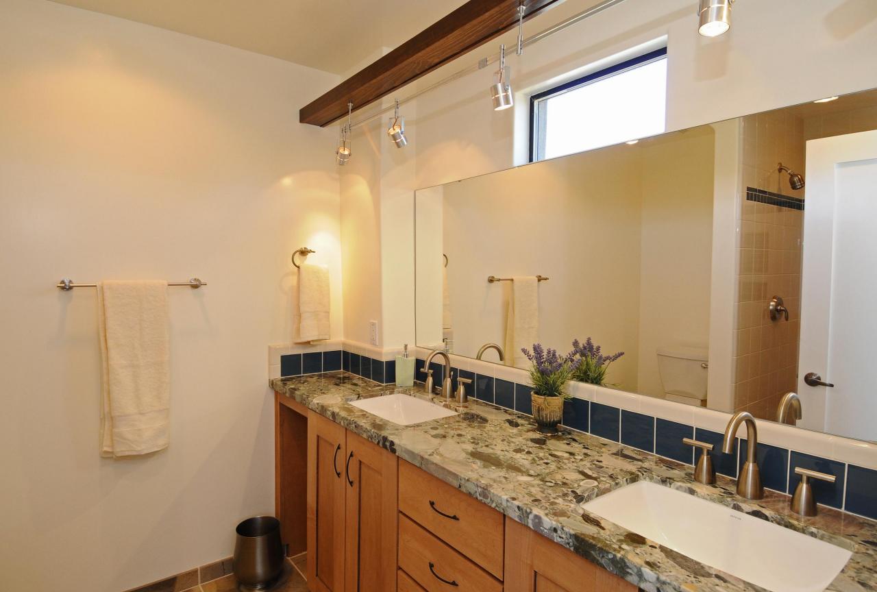 1300 W 5TH Street Unit 1012 - 6771441