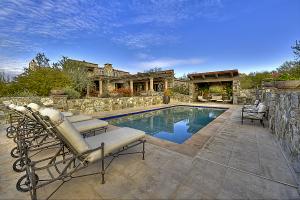 5537 SqFt - 4/4 bed/bath - $3,895,000