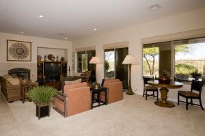 2684 SqFt - 3/3.5 bed/bath - $595,000 - Pending