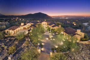 8850 SqFt - 5/7 bed/bath - $5,995,000