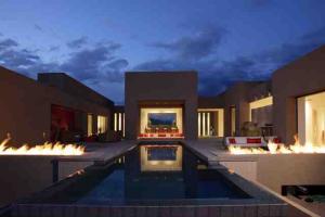 7500 SqFt - 5/5.5 bed/bath - $3,695,000
