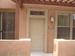 1448 SqFt - 3/2.5 bed/bath - $155,000 - Pending