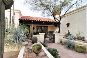 Pinnacle Peak Estates home for sale