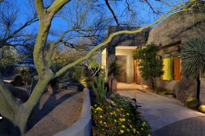 4453 SqFt - 4/4.5 bed/bath - $1,750,000