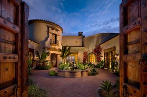 100 Hills Retreat home for sale