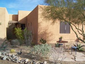 Granite Mountain Area Non-HOA Property home for sale