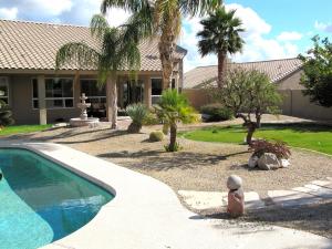 2652 SqFt - 4/2 bed/bath - $399,000
