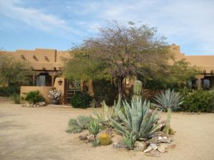 Pinnacle Peak Vistas home for sale