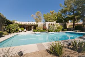 Pinnacle Peak CC home for sale