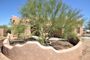 Granite Mountain Area Non-HOA Property home for sale