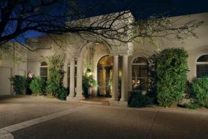 5745 SqFt - 3/5 bed/bath - $2,500,000