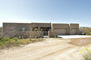 Granite Mountain Area Non-HOA Property home for sale