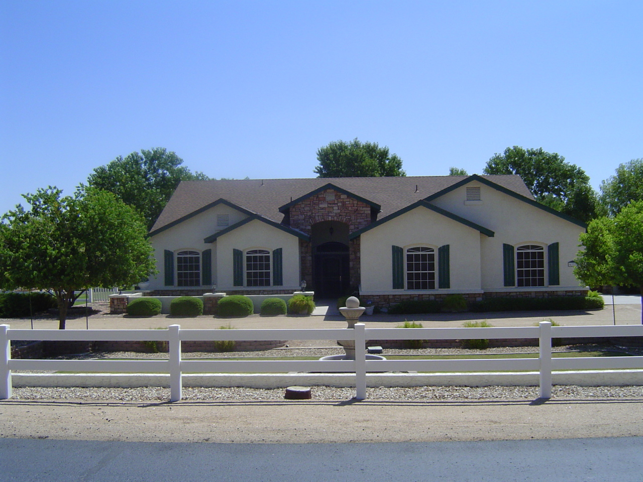 Photo of Listing #4441552