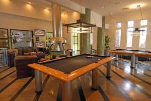 1221 SqFt - 2/2.5 bed/bath - $149,900