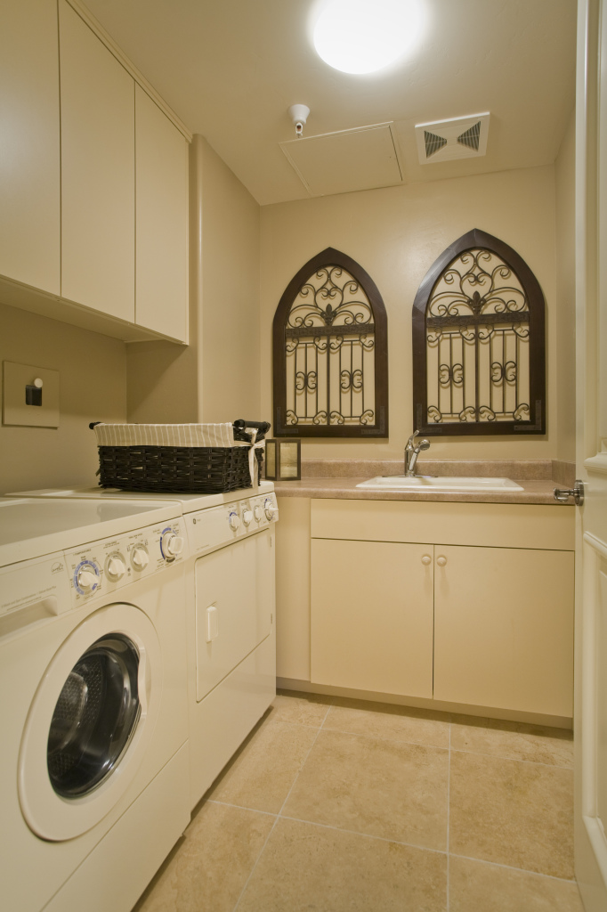 2402 E ESPLANADE Lane Unit 905 - 6773705
