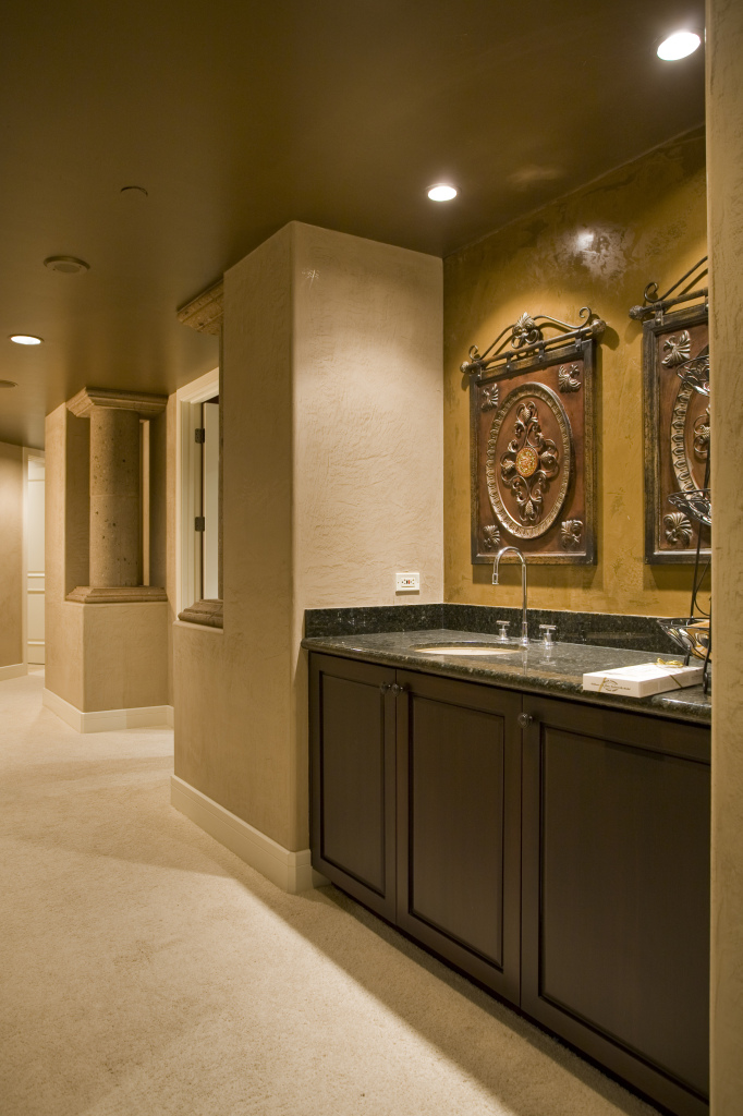 2402 E ESPLANADE Lane Unit 905 - 6773689