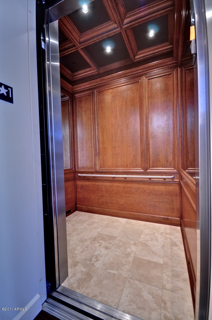 2006 N Central Avenue - 6770829