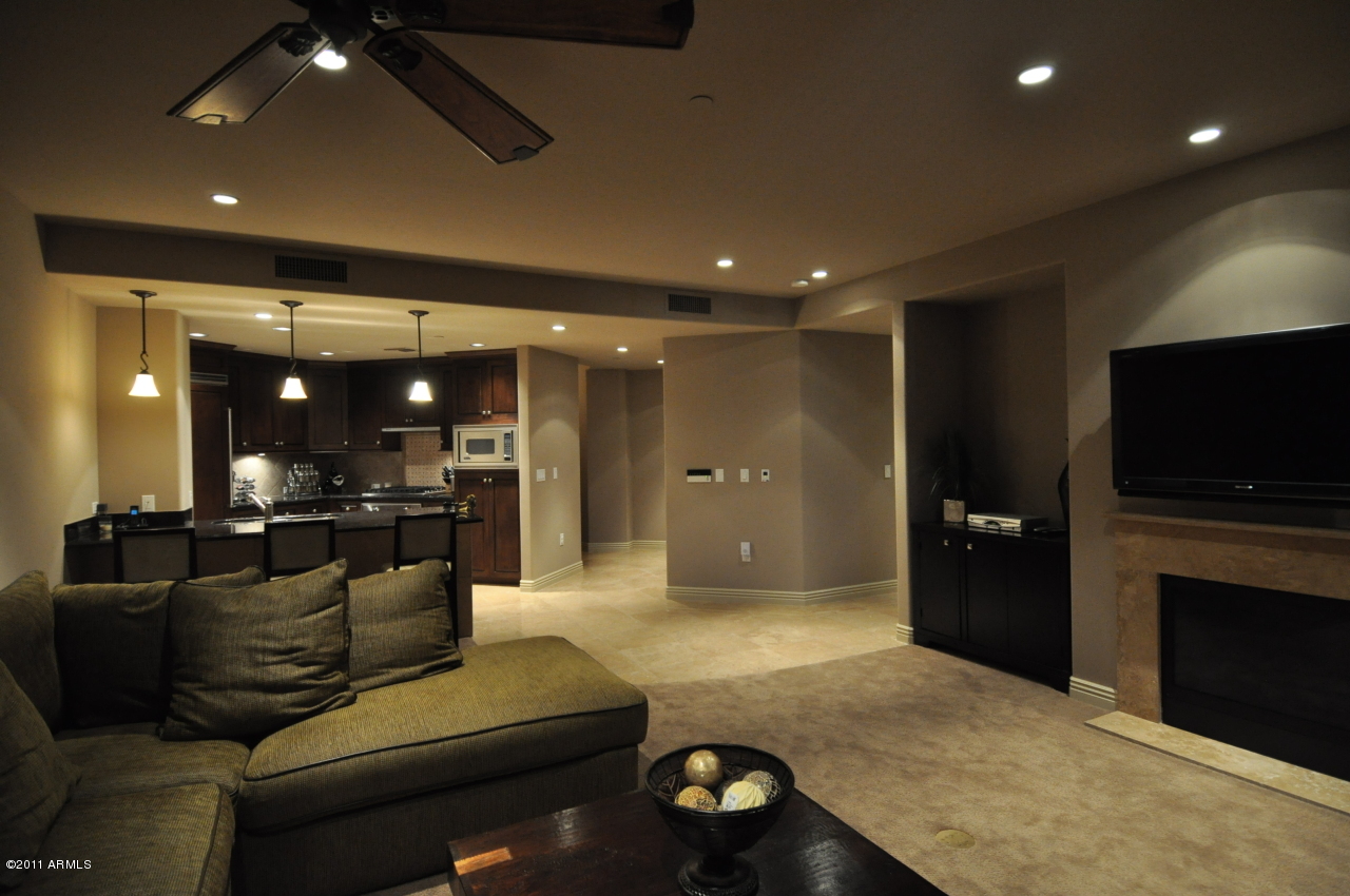 7175 E CAMELBACK Road Unit 3072 - 6779036