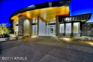 7300 SqFt - 4/5.5 bed/bath - $4,695,000