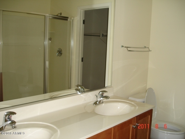 525 W LAKESIDE Drive Unit 150 - 6780264