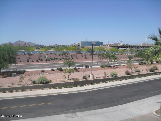 525 W LAKESIDE Drive Unit 150 - 6780272