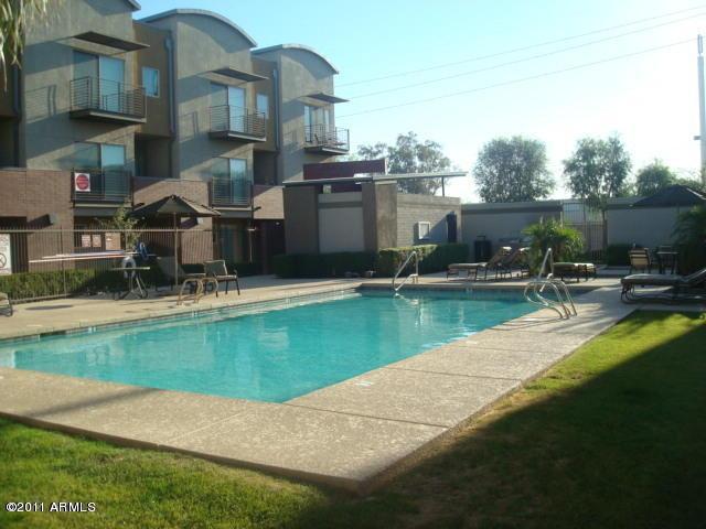 525 W LAKESIDE Drive Unit 150 - 6780273