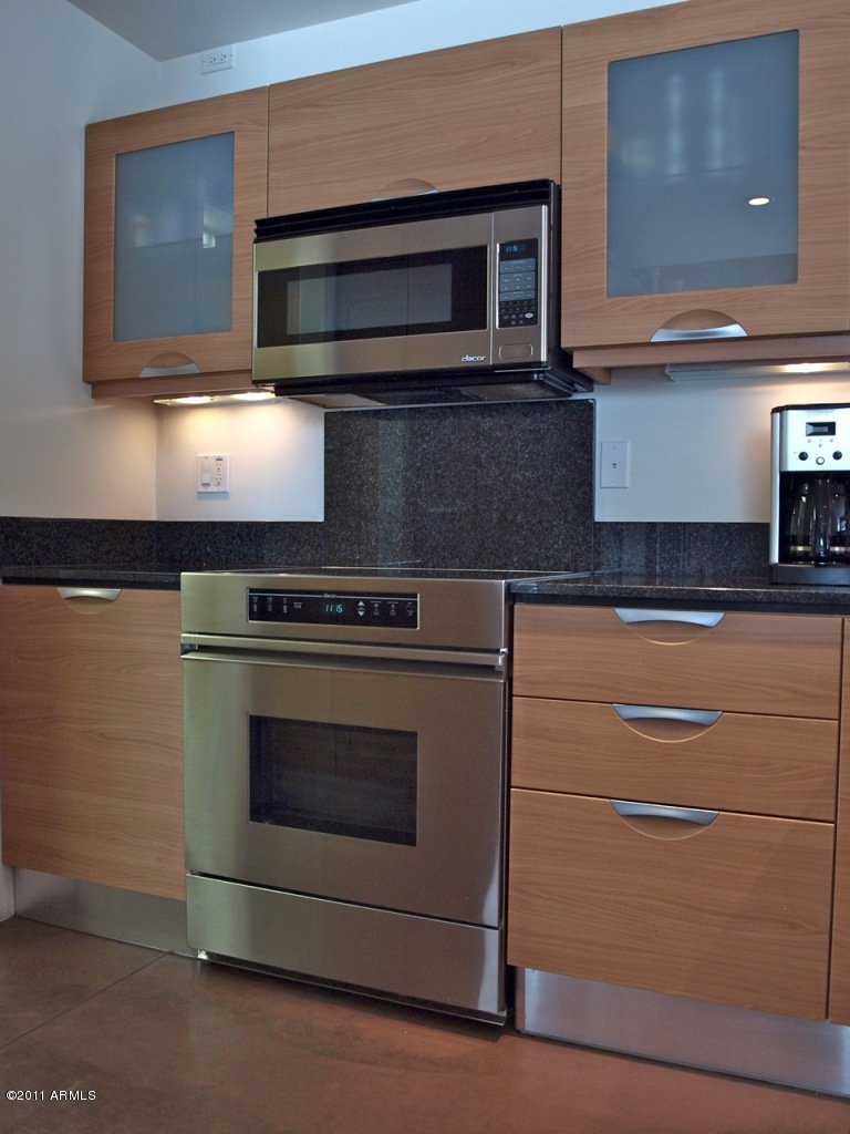 325 E PALM Lane Unit 104 - 6781090