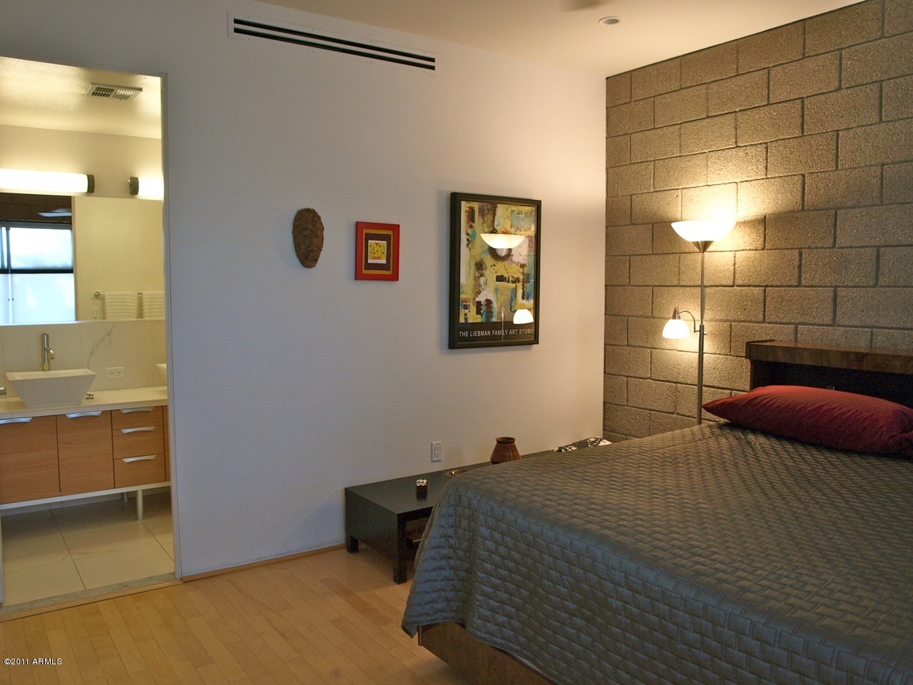 325 E PALM Lane Unit 104 - 6781097