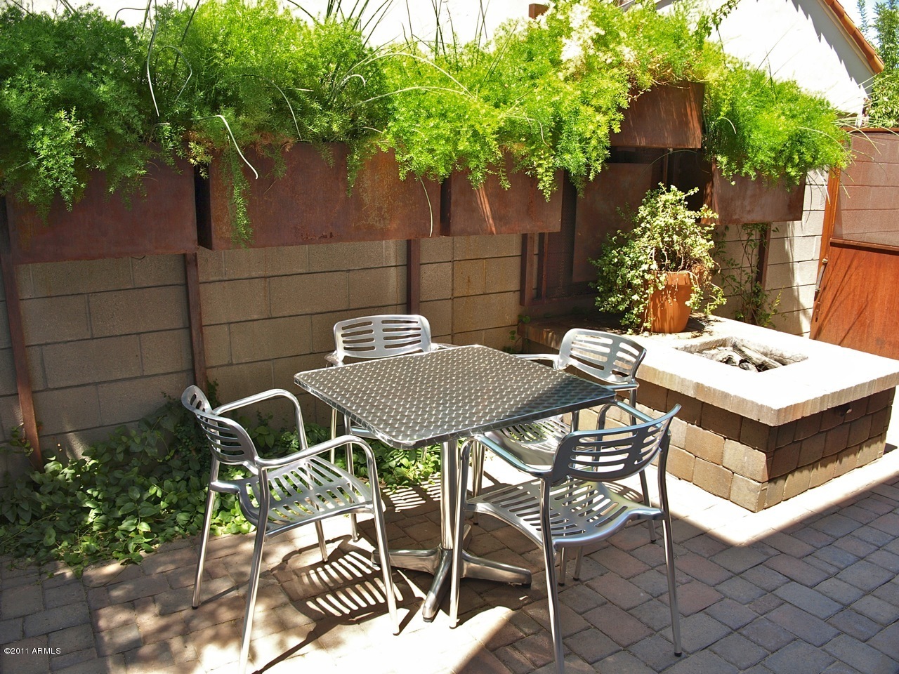 325 E PALM Lane Unit 104 - 6781106