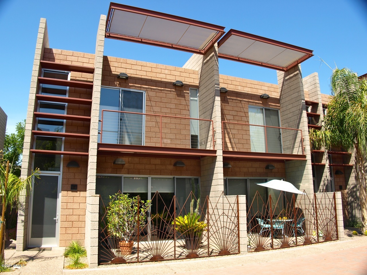 325 E PALM Lane Unit 104 - 6781108