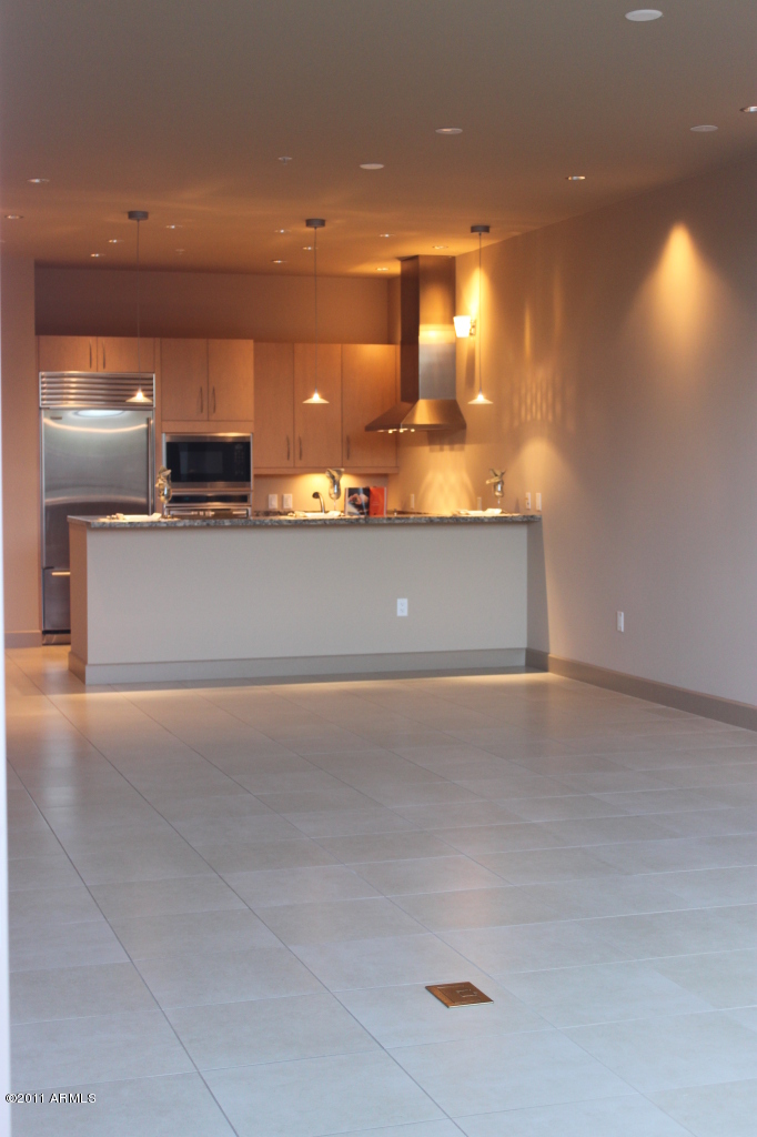 15215 N KIERLAND Boulevard Unit 105 - 6784132