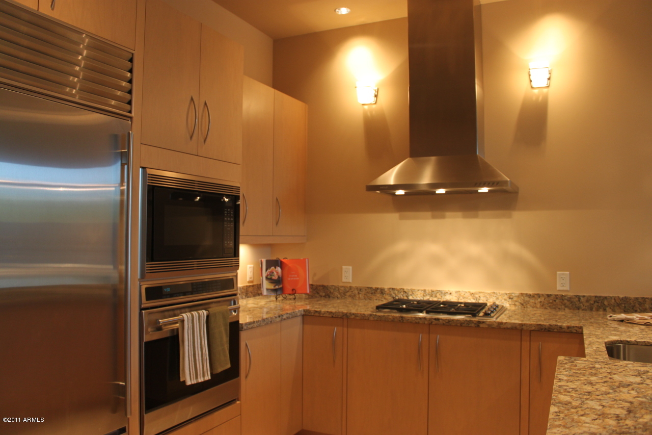 15215 N KIERLAND Boulevard Unit 105 - 6784134