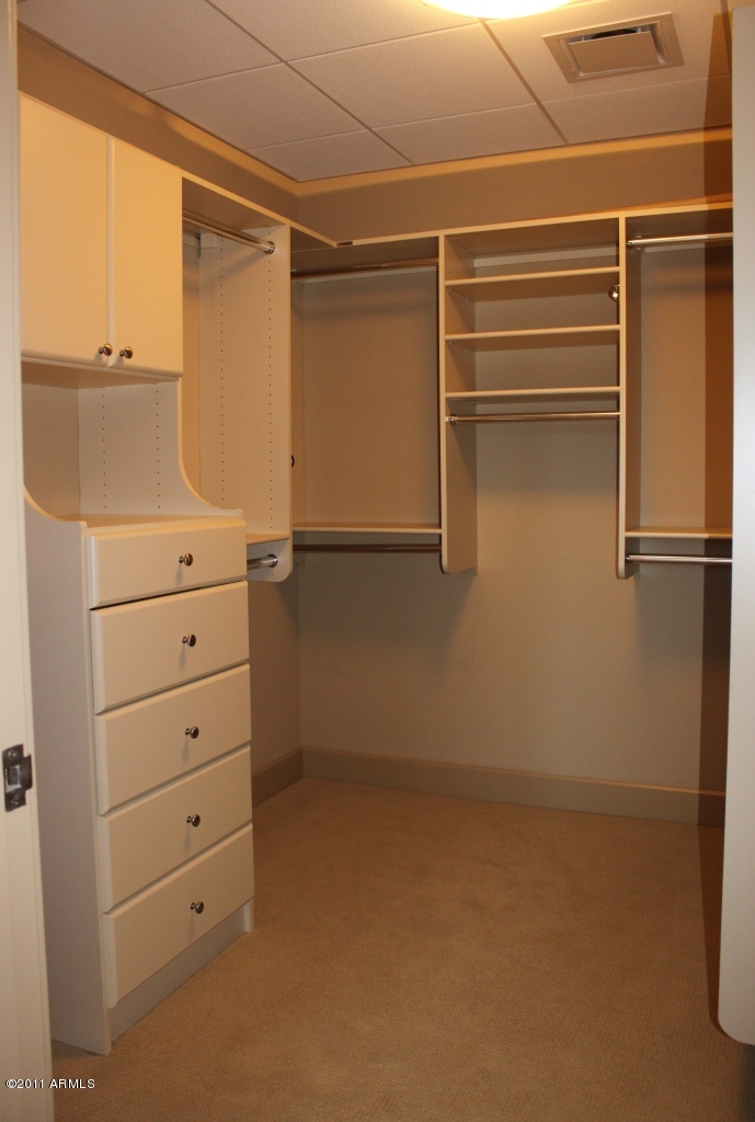 15215 N KIERLAND Boulevard Unit 105 - 6784139