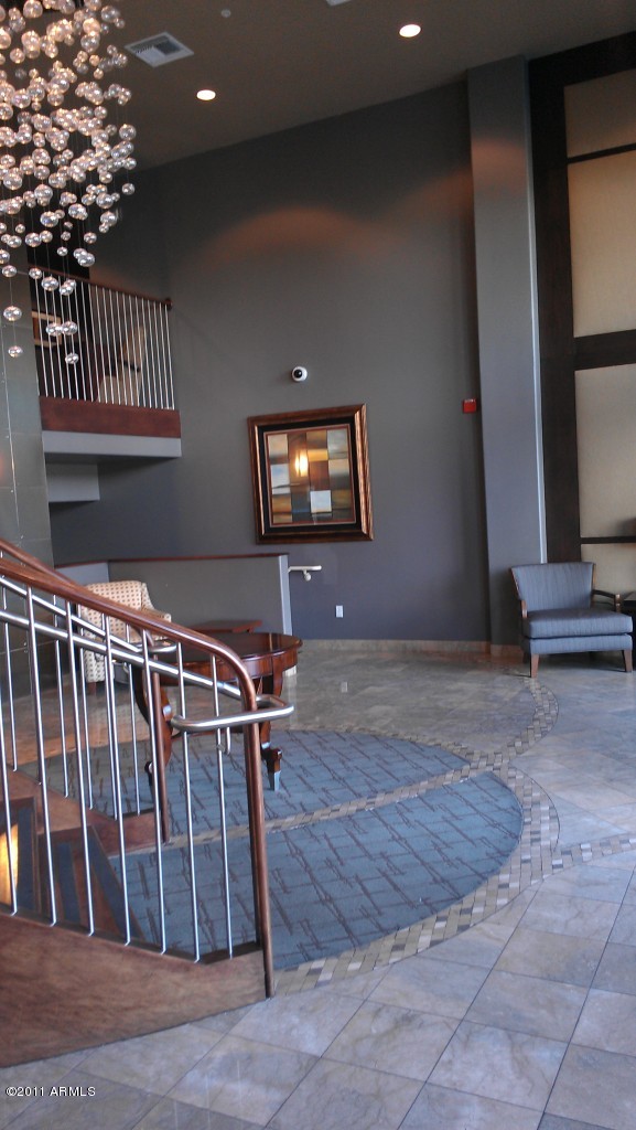 945 E Playa del norte -- Unit 2022 - 6784337