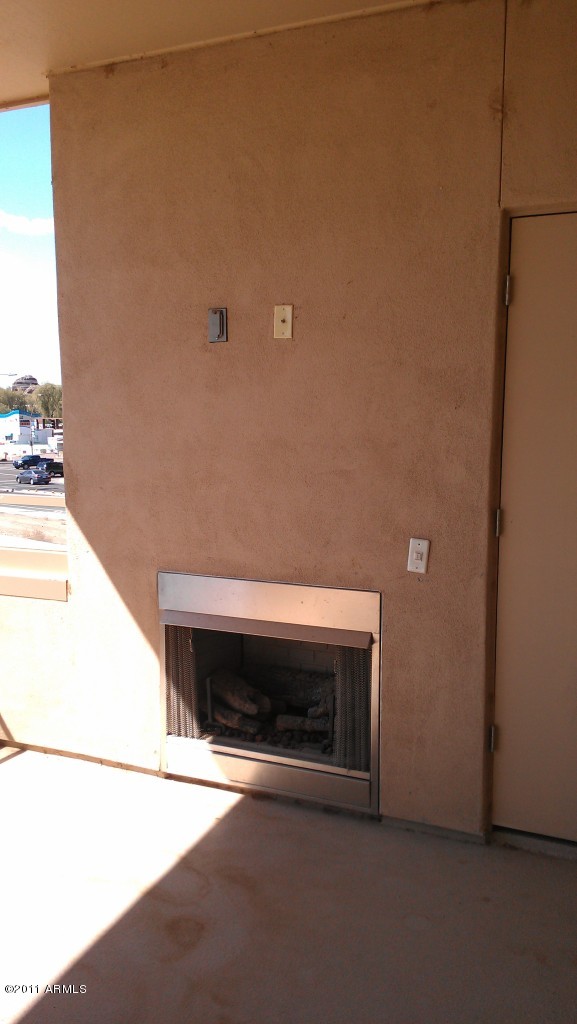 945 E Playa del norte -- Unit 2022 - 6784342