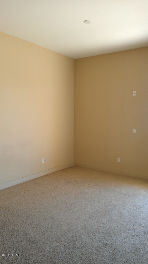 945 E Playa del norte -- Unit 2022 - 6784318