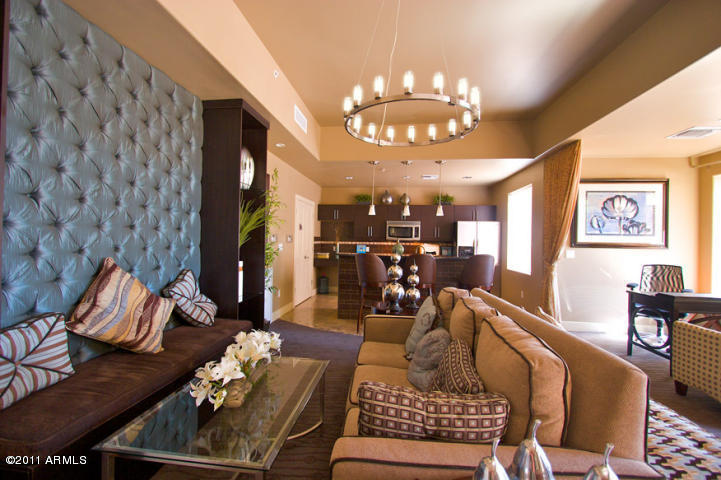 945 E Playa del norte -- Unit 2022 - 6784328