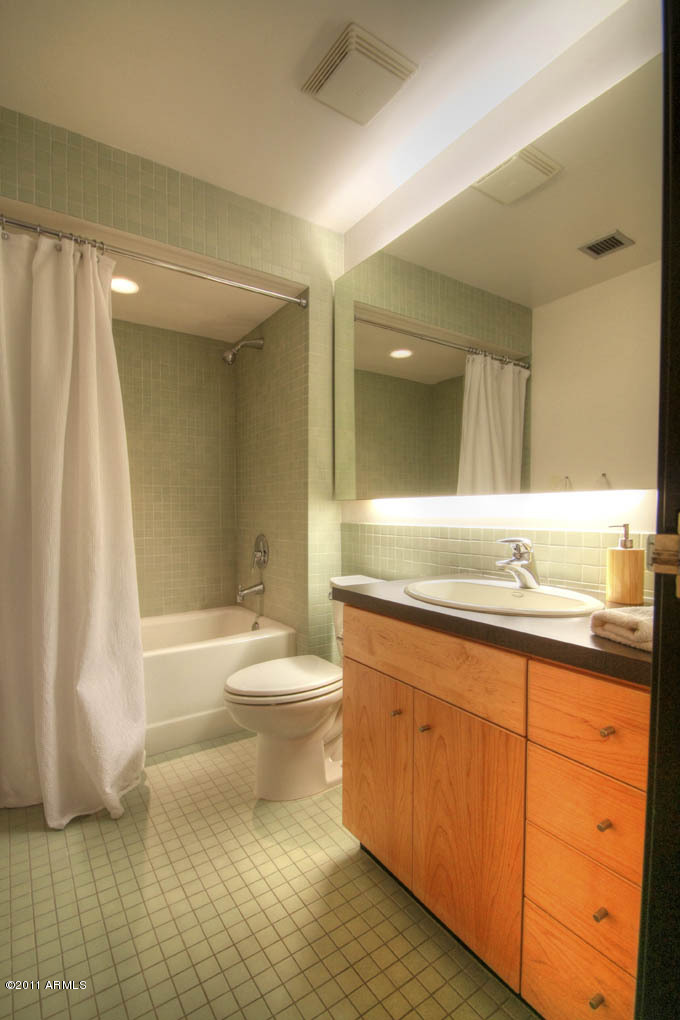 930 N 9TH Street Unit 2 - 6784773