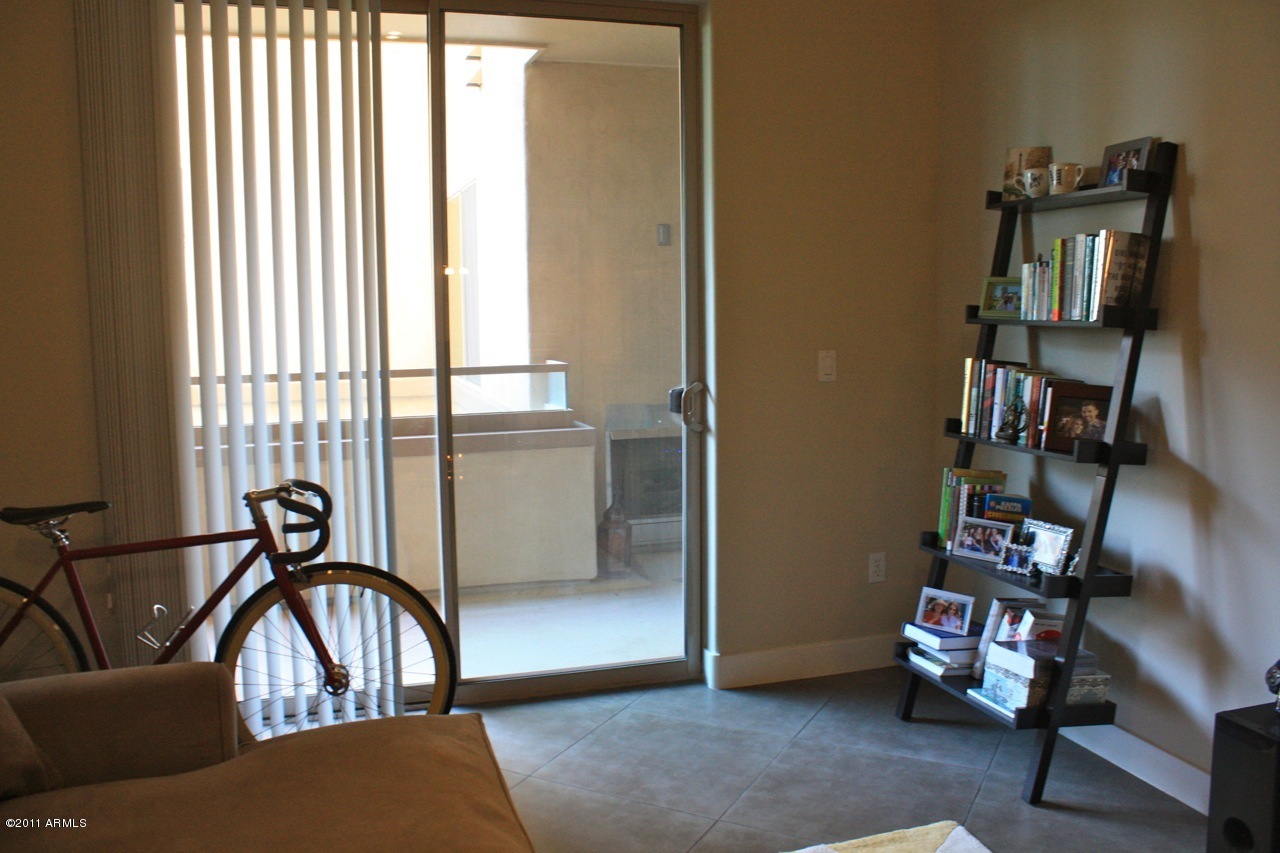 945 E Playa del norte Drive Unit 2003 - 6787472