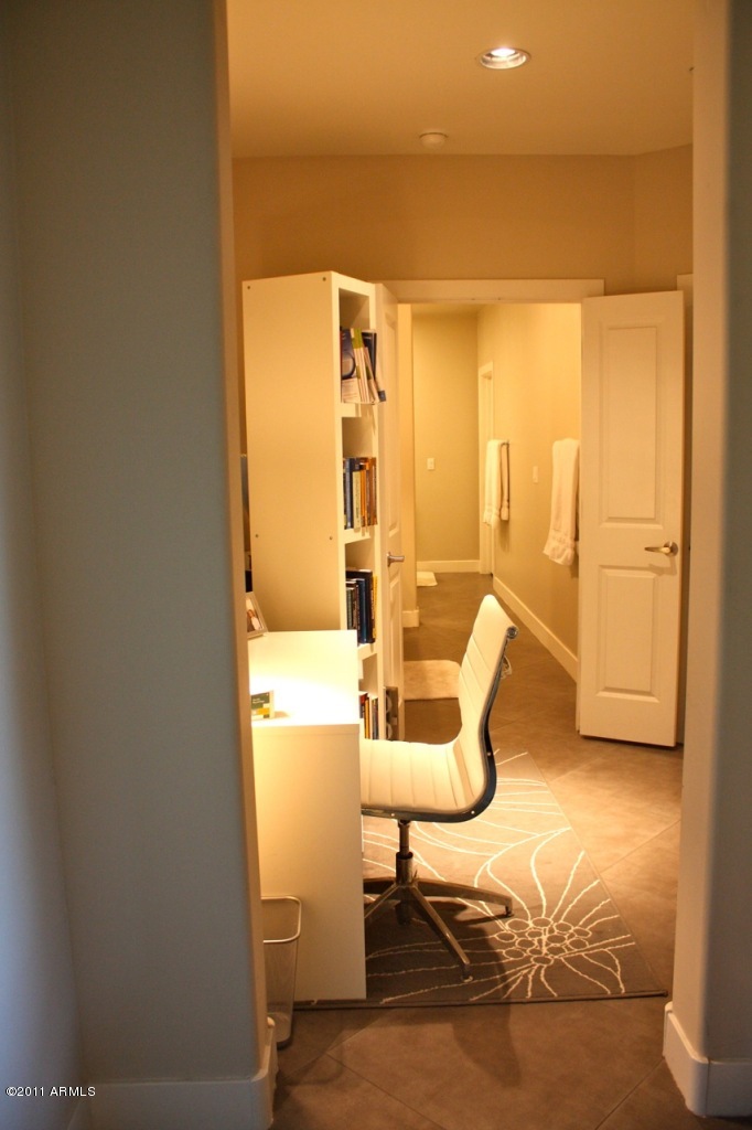 945 E Playa del norte Drive Unit 2003 - 6787459