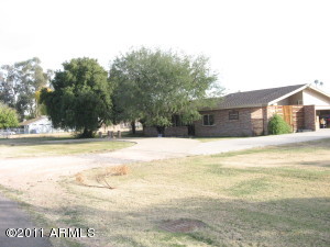 1301 MESQUITE Street