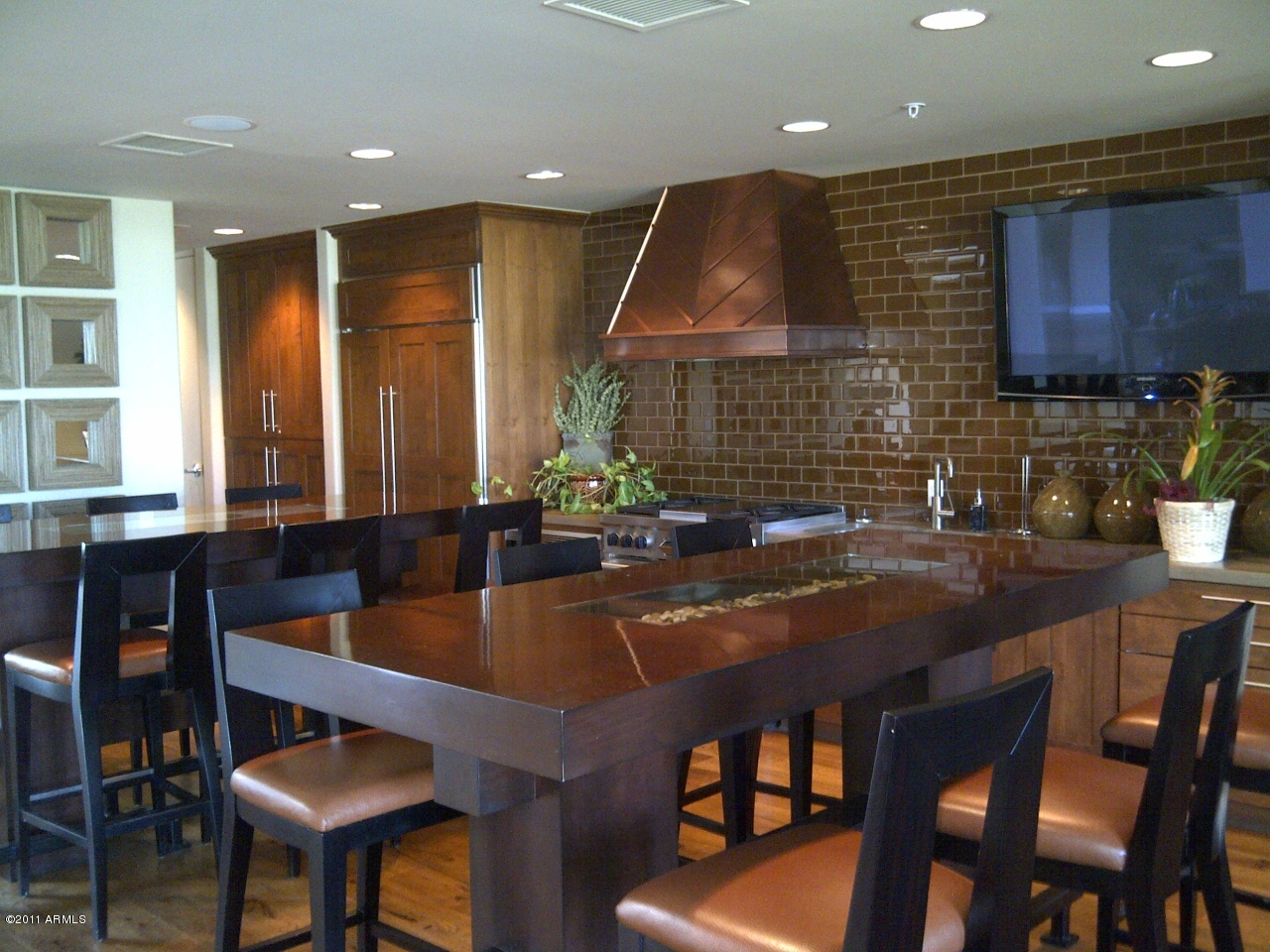 8  BILTMORE Estate Unit 305 - 6787315