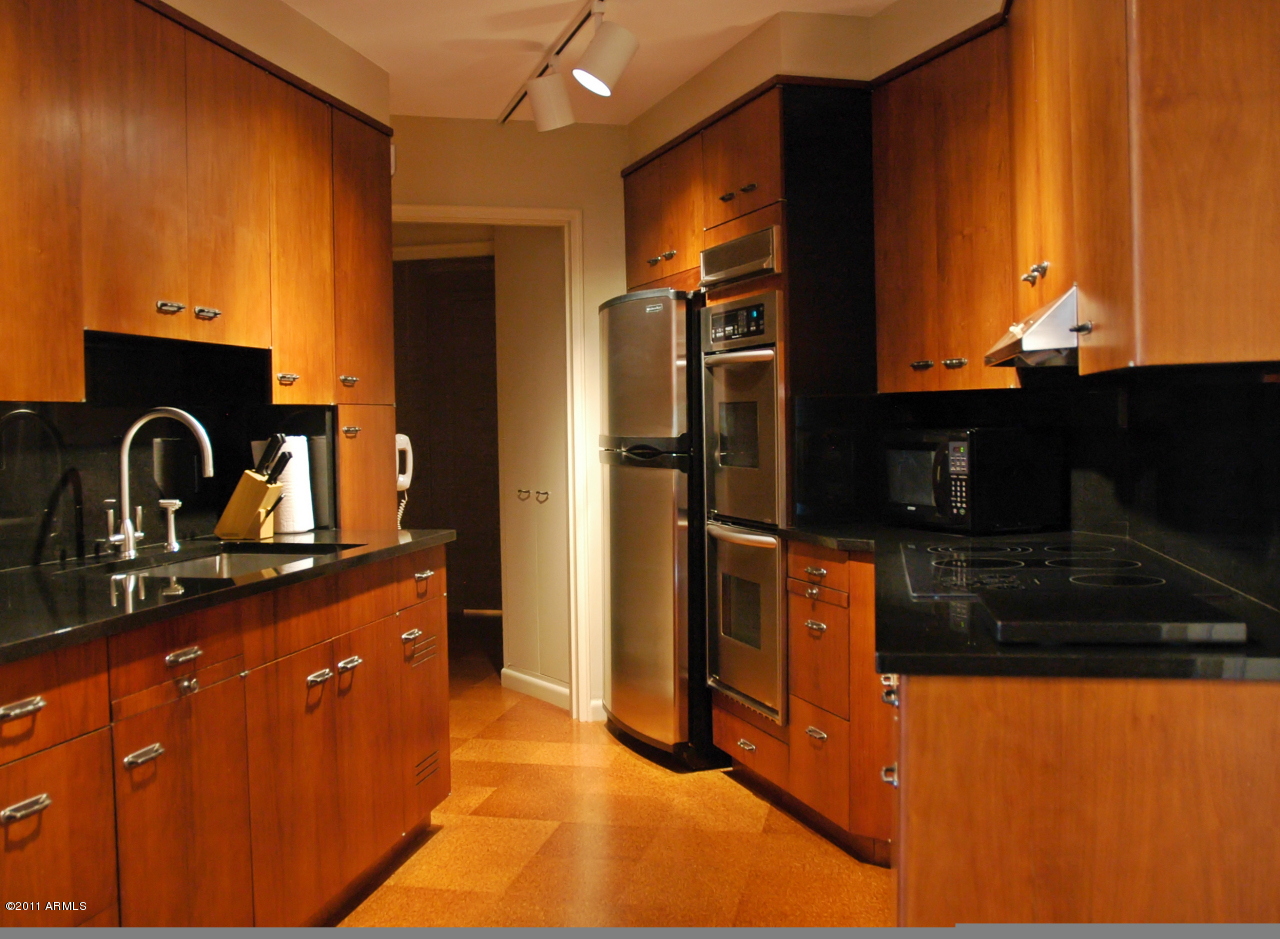 2201 N CENTRAL Avenue Unit 8 - 6787379