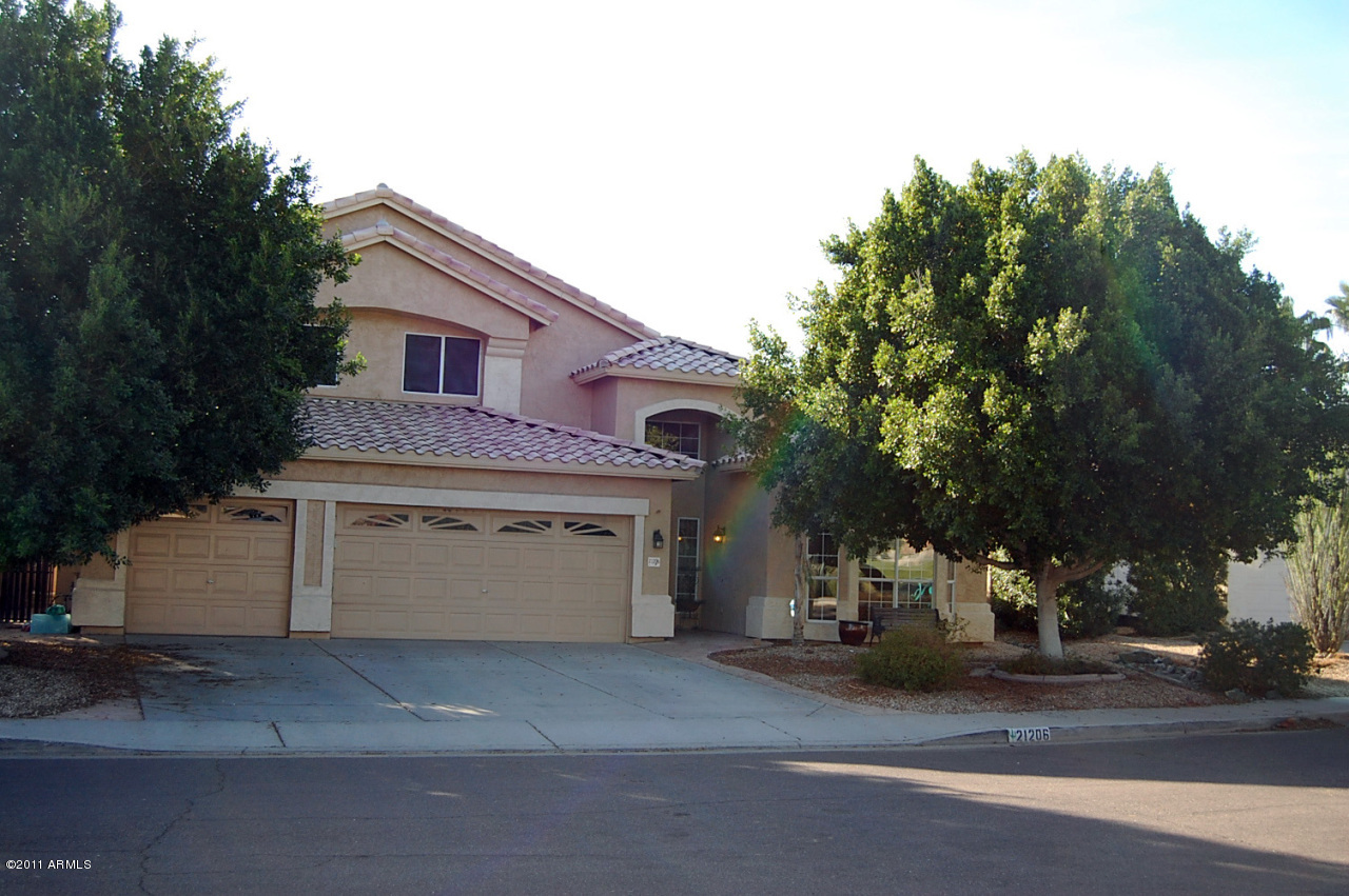Photo of Listing #4696036