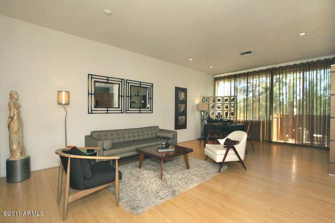 1145 E WHITTON Avenue Unit 1006 - 6787752