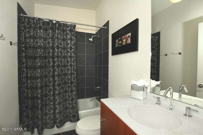 1145 E WHITTON Avenue Unit 1006 - 6787744