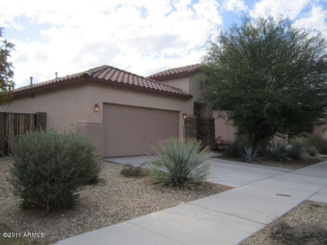 Photo of Listing #4690550
