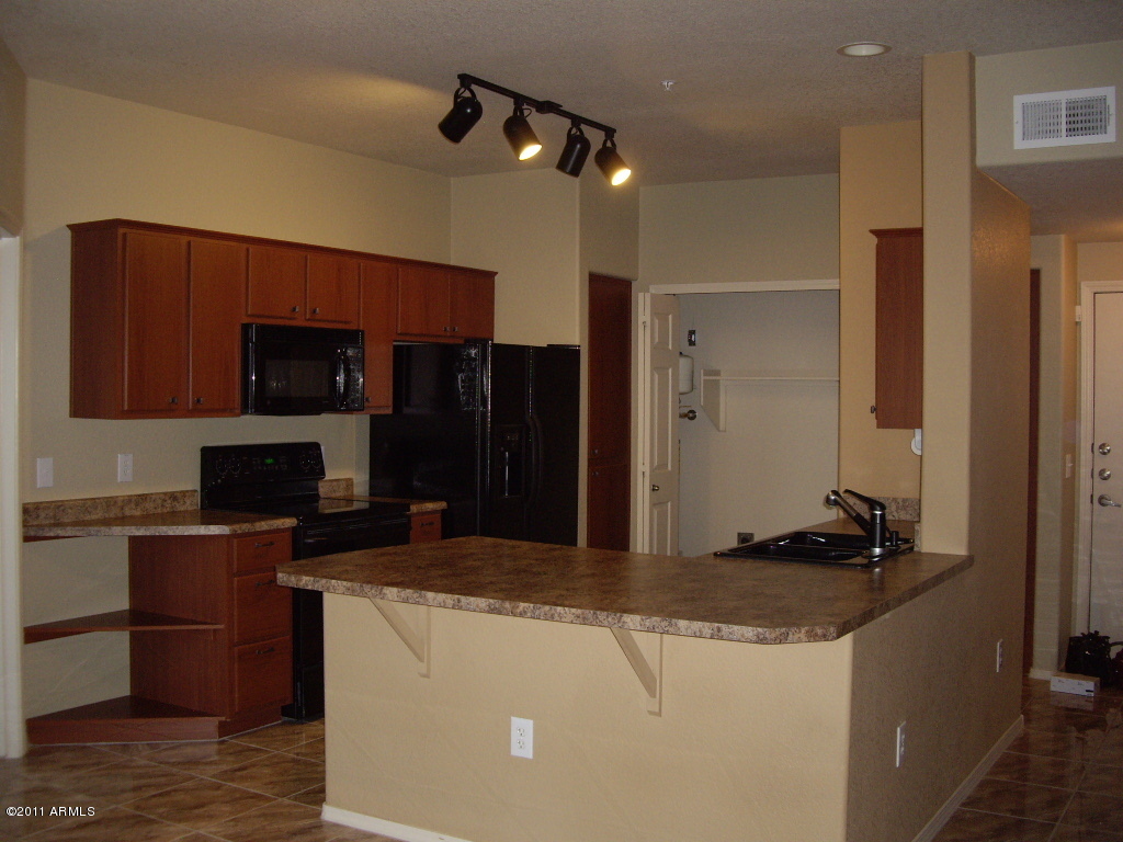 9820 N CENTRAL Avenue Unit 209 - 6788104