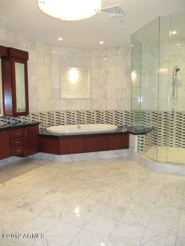 15215 N KIERLAND Boulevard Unit 934 - 6789192