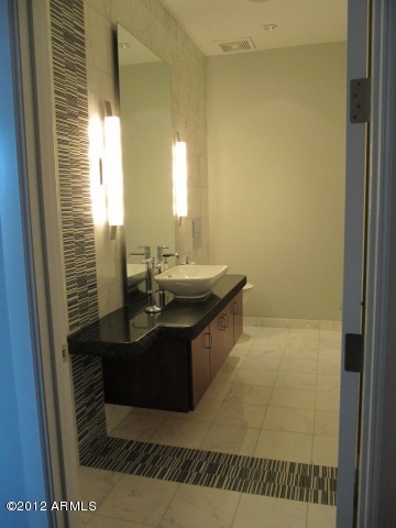 15215 N KIERLAND Boulevard Unit 934 - 6789198